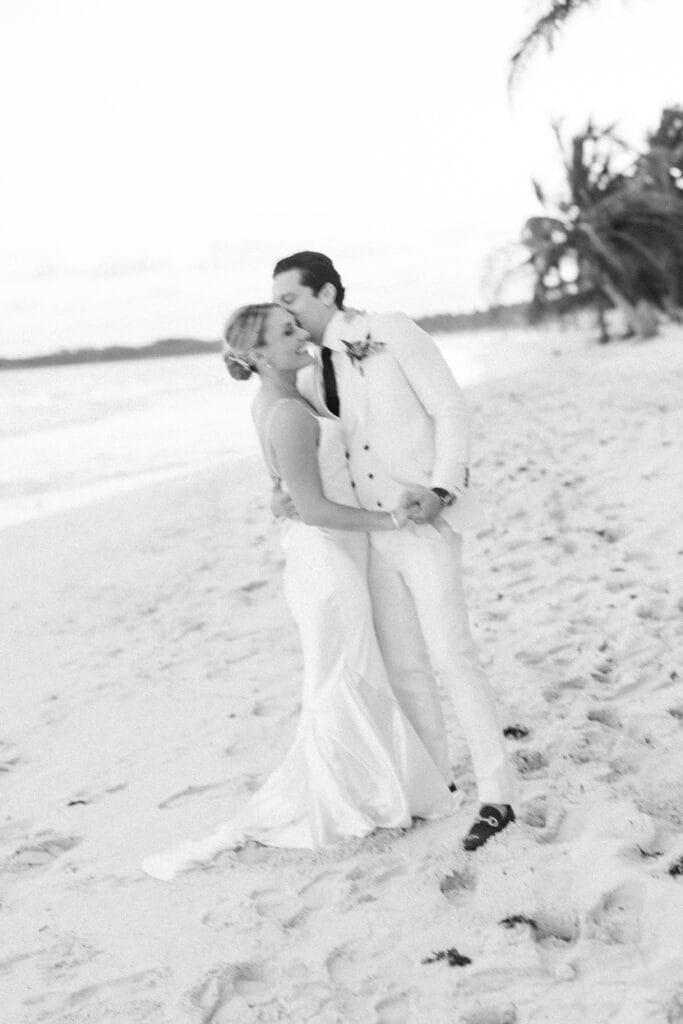 PLAYA DEL CARMEN WEDDING PHOTOGRAPHER